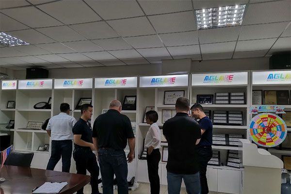 欢迎赏金船主座方网站美国客户来造访我们！